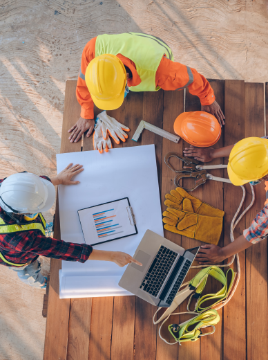 Construções e Reformas de Casas e Imóveis Comerciais - 388x520